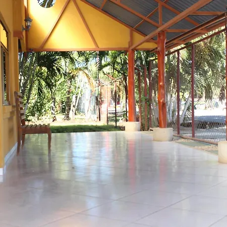 Cabinas Liz 27